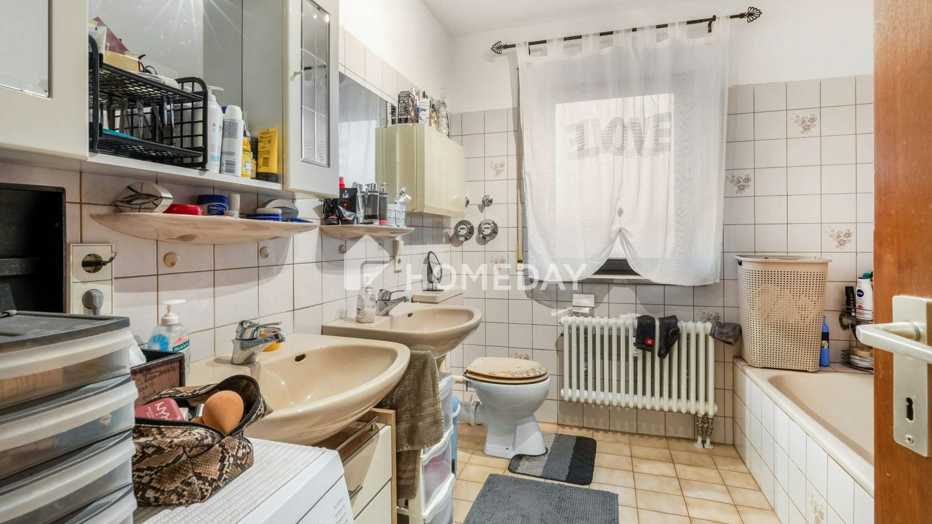 Immobilie in Salem - Helle 3,5-Zimmer-Wohnung mit Loggia und Tiefgaragenstellplatz - Bild 2