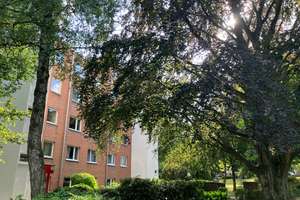 4-Zi-Whg mit 7 m Südbalkon zw.  Naturschutzgebiet und Kupferteich,  incl. 2 Stellpl., ohne Courtage – Die vollständige Adresse der Immobilie erhältst du vom Anbieter., 22159 Farmsen-Berne, Hamburg – Vorschaubild 6