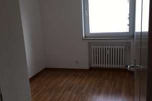 Etagenwohnung mit Saniertem Bad und Balkon – Volmerswerther Str.  76, 40221 Bilk, Düsseldorf – Vorschaubild 8