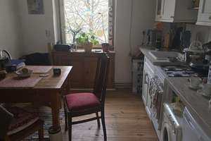 Helle und geräumige 2 Zimmerwohnung mit Balkon in guter Lage in Berlin Friedrichshain – Simplonstraße 59, 10245 Friedrichshain, Berlin – Vorschaubild 3