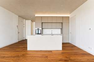 Hochwertige 3-Zimmer-Neubauwohnung in Berlin-Mitte mit Balkon, Fitness, Pool und Stellplatz – Aron-Bernstein-Platz 6, 10117 Mitte (Ortsteil), Berlin – Vorschaubild 2