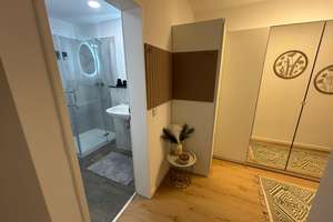 Komplett neu möblierte, frisch renovierte, helle 1-Zi-Whg im Hochparterre mit Balkon und neuer Küche – Kastanienallee 19, 13158 Rosenthal, Berlin – Vorschaubild 13