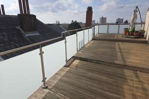 Anfragen NUR per E-Mail.  gr. 2-Zi. Wohnung mit Dachterrasse - Fahrstuhl - Kaminofen - EBK - Brhv. – Hafenstr. 188, 27568 Lehe, Bremerhaven – Vorschaubild 26