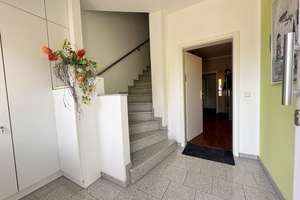***Wohnung mit echtem HAUScharakter, XXL-Garage und sonnigem Südgarten in Mennrath*** – Die vollständige Adresse der Immobilie erhältst du vom Anbieter., 41179 Rheindahlen-Land, Mönchengladbach – Vorschaubild 9