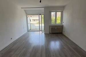 Schöne 1- Zimmer Wohnung in Neu-Isenbrug mit Balkon