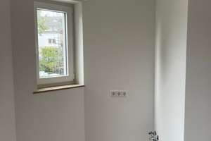 1-Zimmer-Wohnung mit Balkon in Krefeld-Stadtmitte – Die vollständige Adresse der Immobilie erhältst du vom Anbieter., 47798 Stadtmitte, Krefeld – Vorschaubild 3