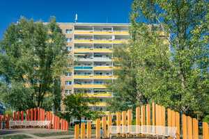 Familienfreundliche 3-Raum-Wohnung mit Balkon – Alfred-Neubert-Str. 6, 9123 Chemnitz – Vorschaubild 1