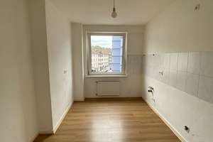 Schöne 2-Zimmer-Wohnung in zentraler Lage in Schalke/Bismarck! – Bismarckstr. 74, 45881 Schalke, Gelsenkirchen – Vorschaubild 3