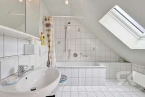 Geräumige Doppelhaushälfte in Rothenstadt mit hochwertiger Ausstattung, Garage, Garten und Terrasse – Die vollständige Adresse der Immobilie erhältst du vom Anbieter., 92637 Rothenstadt, Weiden in der Oberpfalz – Vorschaubild 18