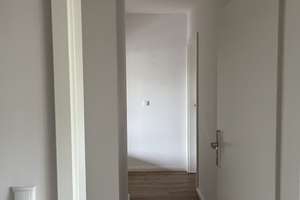 Viel Freiraum: 4-Zimmer-Wohnung in Hamburg-Sasel – Gemeinweide 10, 22393 Sasel, Hamburg – Vorschaubild 19