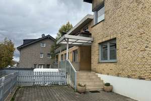 Schickes, modernes 2-Familienhaus mit drei Garagen in 52382 Niederzier – Die vollständige Adresse der Immobilie erhältst du vom Anbieter., 52382 Niederzier – Vorschaubild 2