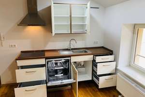 DESIGNER-DACHGESCHOSS-WOHNUNG MIT "2 SCHLAFZIMMERN" IN EINEM HISTORISCHEM STADTPALAIS – Wörthstraße 6, 65185 Mitte, Wiesbaden – Vorschaubild 7