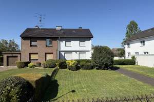 Doppelhaushälfte mit 864 m² Grundstück in Duisburg-Rumeln-Kaldenhausen — provisionsfrei – Ringstraße 69, 47239 Rumeln-Kaldenhausen, Duisburg – Vorschaubild 2