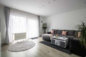Modernisiert & vollvermietet – Mehrfamilienhaus mit Stellplätzen und Mietsteigerungspotenzial in  – Die vollständige Adresse der Immobilie erhältst du vom Anbieter., 47799 Cracau, Krefeld – Vorschaubild 2