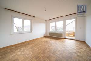 Zweifamilienhaus | leerstehend | Doppelgarage | 1.085 m² | Abtswind – Die vollständige Adresse der Immobilie erhältst du vom Anbieter., 97355 Abtswind – Vorschaubild 12