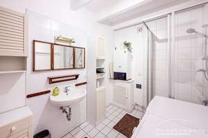 21668 HomeCompany Dresden Möbliert/Furnished  3-Zimmer Apartment / Haus mit Gartennutzung in Dres... – Die vollständige Adresse der Immobilie erhältst du vom Anbieter., 1326 Bühlau/Weißer Hirsch, Dresden – Vorschaubild 14