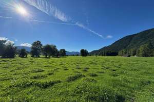 Ruhe, Sonne, Privatsphäre – Baugrundstück in bester Lage von Rottach-Egern – Die vollständige Adresse der Immobilie erhältst du vom Anbieter., 83700 Rottach-Egern – Vorschaubild 2