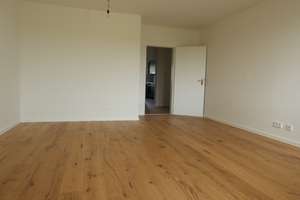 Sehr schöne helle 3-Zi.-Wohnung 75qm EBK Balkon U1 Wettersteinplatz Erstbezug nach Renovierung TOP