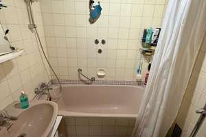 Helle, sehr ruhige 3-Zimmerwohnung mit Balkon ! – Hartmutstr. 8, 90459 Galgenhof, Nürnberg – Vorschaubild 13