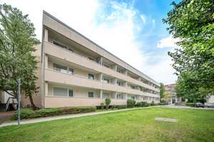 Charmantes Apartment (2. OG) mit großem Balkon, grünem Ausblick und Westpark-Nähe – Die vollständige Adresse der Immobilie erhältst du vom Anbieter., 80686 Land in Sonne, München – Vorschaubild 9