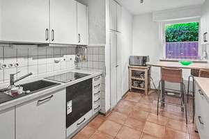 Vermietete 2-Zimmer-Eigentumswohnung mit Garage im Musikerviertel der Bonner Weststadt – Die vollständige Adresse der Immobilie erhältst du vom Anbieter., 53115 Weststadt, Bonn – Vorschaubild 11