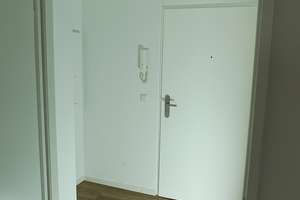 !Renoviert! Schöne & absolut ruhige 1-Zimmer Wohnung mit Balkon – Fritz-Berne-Straße 54, 81241 Am Westbad, München – Vorschaubild 24