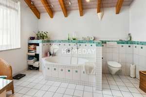 Urlaub jeden Tag: Exklusives Einfamilienhaus in Karlsbad mit Indoor-Pool, Sauna & Kamin – Die vollständige Adresse der Immobilie erhältst du vom Anbieter., 76307 Karlsbad – Vorschaubild 15