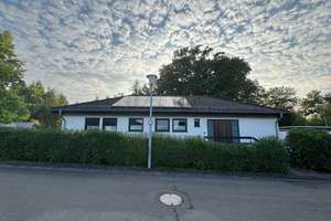 Energetisch sanierter Winkelbungalow in familienfreundlicher Wohnlage von Vettelschoß – Die vollständige Adresse der Immobilie erhältst du vom Anbieter., 53560 Vettelschoß – Vorschaubild 2