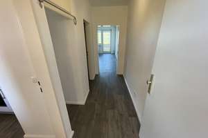 Ruhig, zentral, 1-Zimmer-Wohnung mit Balkon in Barmstedt ab 01.08.26 frei von privat – Erlengrund 2, 25355 Barmstedt – Vorschaubild 8
