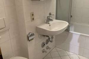 Appartement mit Terrasse und eigenem kleinen Garten in Daglfing – Gemingstraße 2, 81929 Daglfing, München – Vorschaubild 4