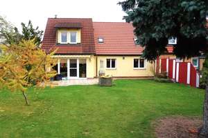 Schönes Siedlungshaus mit Anbau 2002 und großem Garten Nbg. - Kettelersiedlung / Haus kaufen – Die vollständige Adresse der Immobilie erhältst du vom Anbieter., 90469 Gartenstadt, Nürnberg – Vorschaubild 2
