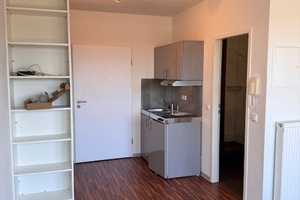 schöne Wohnung für Studenten direkt an der Uni – Robert-Schumann-Allee 14, 54296 Trier – Vorschaubild 1