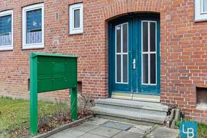 Das rechnet sich: Vermietete 2-Zimmer-Wohnung in ruhiger und  solider Wohnanlage – Die vollständige Adresse der Immobilie erhältst du vom Anbieter., 24148 Ellerbek, Kiel – Vorschaubild 2