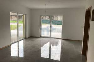 WALMDACHBUNGALOW MIT GARAGE UND CARPORT IN TRAUMHAFTER SIEDLUNGSRANDLAGE – Die vollständige Adresse der Immobilie erhältst du vom Anbieter., 94474 Vilshofen an der Donau – Vorschaubild 8