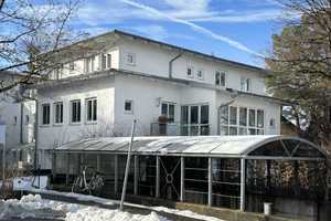 Traumhafte 3-Zimmer-Loftwohnung mit hochwertiger Innenausstattung in München Trudering – Truderinger Straße 326, 81825 München – Vorschaubild 1