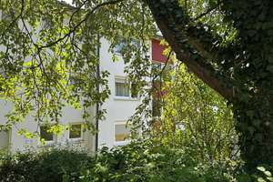 Einziehen und wohlfühlen – attraktive Wohnung mit Balkon in Ulm-Böfingen – Die vollständige Adresse der Immobilie erhältst du vom Anbieter., 89075 Böfingen, Ulm – Vorschaubild 2