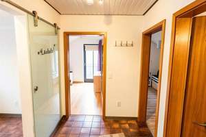 +++ sonnige Doppelhaushälfte mit Terrasse, EBK, Garten, Garagen und Einliegerwohnung +++ – Die vollständige Adresse der Immobilie erhältst du vom Anbieter., 77790 Steinach – Vorschaubild 11
