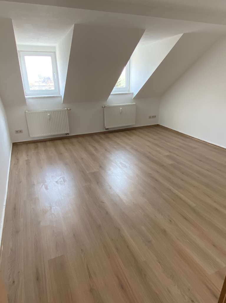 Immobilie in Zwickau - Moderne 3-Zimmer-Wohnung mit Balkon (von privat) - Bild 1