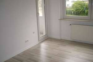 Renovierte 2 Zi. - Single Wohnung mit kleinem Balkon – Die vollständige Adresse der Immobilie erhältst du vom Anbieter., 42115 Elberfeld West, Wuppertal – Vorschaubild 4