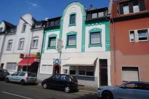 Kapitalanlage oder Selbstnutzung - Haus mit vielen Möglichkeiten – Werrastraße 1, 47443 Hochstraß, Moers – Vorschaubild 1