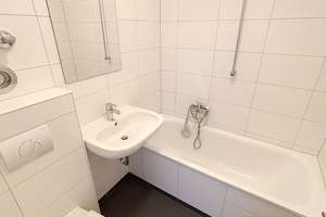 2-Zimmer-Wohnung mit Balkon in München-Milbertshofen – Nietzschestraße 9, 80807 Milbertshofen, München – Vorschaubild 4