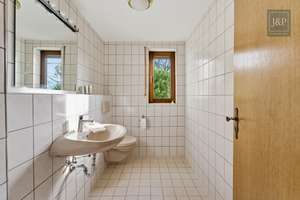 Wohnen mit Aussicht: Großzügiges Splitlevel-Haus mit Einliegerwohnung in Eppstein – Die vollständige Adresse der Immobilie erhältst du vom Anbieter., 65817 Eppstein – Vorschaubild 15