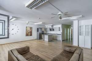 NEU *Paul & Partner* GROßZÜGIGE EIGENTUMSWOHNUNG IN ZENTRALER LAGE MIT BALKON, AUFZUG & STELLPLÄTZEN – Die vollständige Adresse der Immobilie erhältst du vom Anbieter., 65185 Mitte, Wiesbaden – Vorschaubild 3