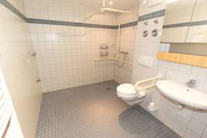 Herrliche altersgerechte Mietwohnung in Top-Lage, barrierefrei mit Südbalkon!! – Thermalbadstraße 4a, 96476 Bad Rodach – Vorschaubild 9
