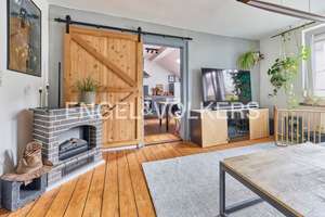 Historischer Altbaucharme trifft modernen Wohnkomfort – stilvolle 3-Zimmer-Dachgeschosswohnung in... – 64285 Bessungen, Darmstadt – Vorschaubild 2
