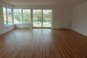 Großzügige Vier-Zimmer-Wohnung mit Küche, Stellplatz und Loggia am Stadtwerder – Die vollständige Adresse der Immobilie erhältst du vom Anbieter., 28199 Alte Neustadt, Bremen – Vorschaubild 10