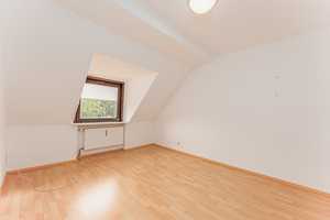 Provisionsfrei, Reihenmittelhaus / Familienhaus /   
3-Parteienhaus Nähe Bürgerpark – Bremen – Vorschaubild 23