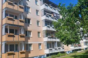 Schöne 2 Raumwohnung mit Südbalkon in der Südstadt