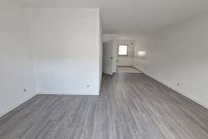 WBS erforderlich:  2 ZKB Wohnung mit Balkon – Die vollständige Adresse der Immobilie erhältst du vom Anbieter., 33649 Brackwede, Bielefeld – Vorschaubild 2