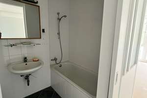 Großzügige 4-Zimmer-Wohnung mit Balkon und viel Gestaltungspotenzial in Bogenhausen – Elektrastrasse 34, 81925 Parkstadt, München – Vorschaubild 10